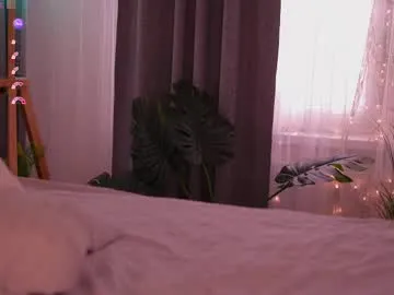 lovellynelly Image 3