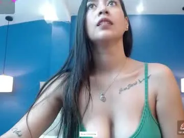 mature_julianaa's Thumb Image