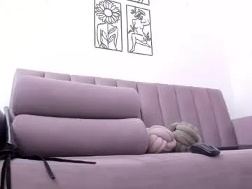 melani_greyy Image 14