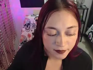 mia_adams_red Image 8