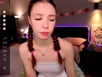 milli_brownn Image 7