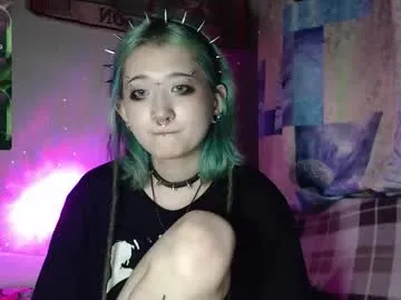 milten_trish Image 16