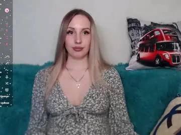 monika_luire Image 11