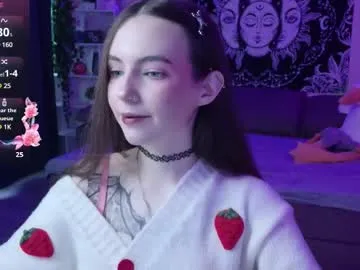 naugghtynikki Image 4