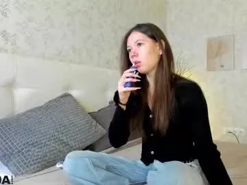 nicole_charm Image 15