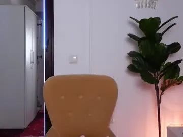 ninacrystal Image 10