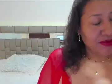 nyomi_browm Image 19