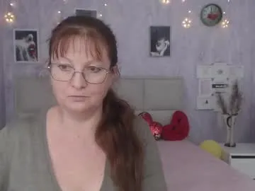 oovanessahotts Image 3