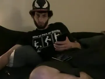 pantslesstraveler_plt Image 16