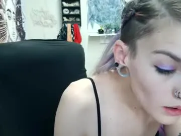 petite_emeri Image 15