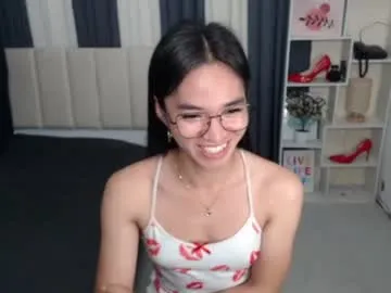 petiteasianmarian Image 11