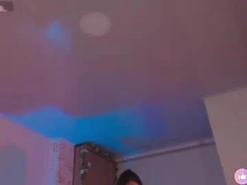 queen_gummy Image 16