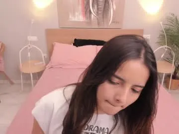 raychell_black Image 14