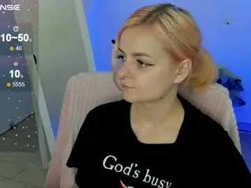 red_bestie_ Image 18