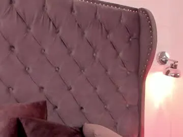 regina_noctixx Image 4