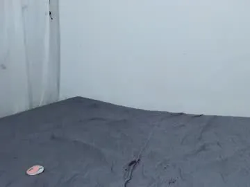 roxanajames__ Image 14