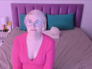 sabrinamacmarren Image 18