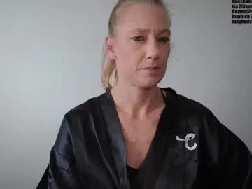 sexyscienceteacher90 Image 8