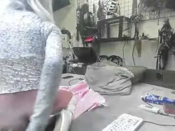 smokeslut365 Image 6