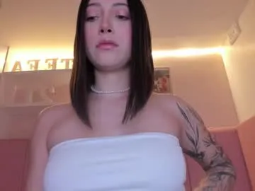 stefaagomez Image 13