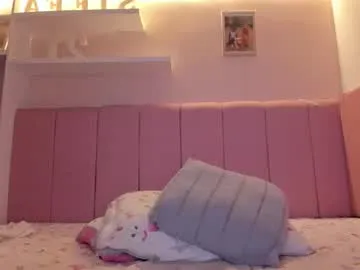 stefaagomez Image 17