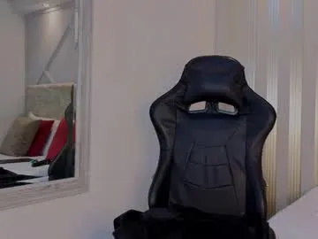 tayra_pradit Image 17