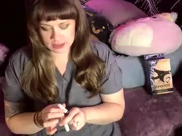 thehappylittleslut Image 2