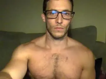 tom90ukx's Thumb Image