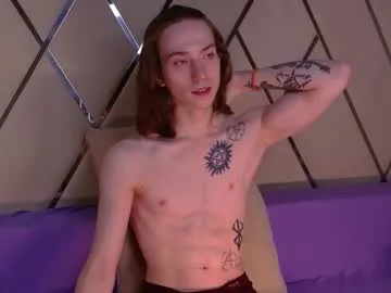 velvet_power Image 17