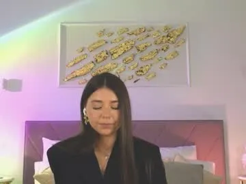 violetta_finch Image 10