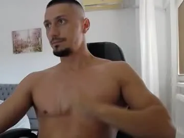 xxx_alejandro Image 13