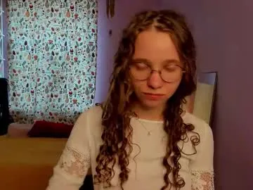 your_leslie Image 10