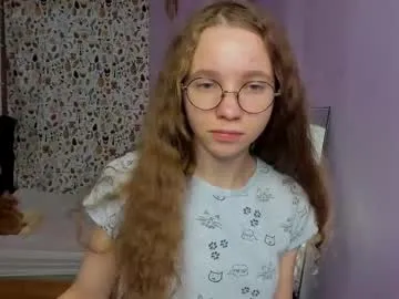 your_leslie Image 13