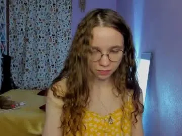 your_leslie Image 17