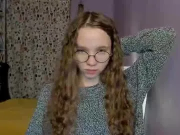 your_leslie Image 18