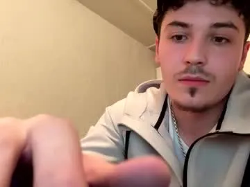 yungstudbev Image 17