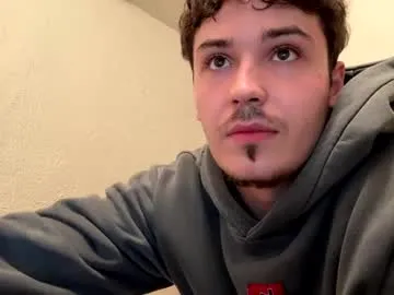 yungstudbev Image 18