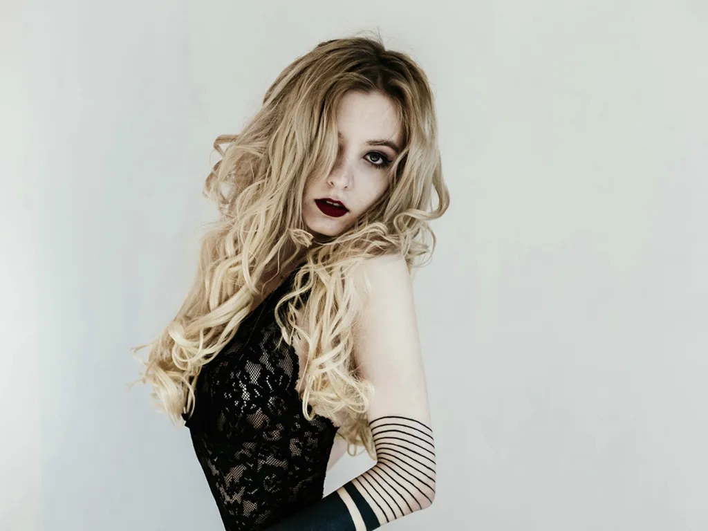 AngelikaMoebius's Thumb Image