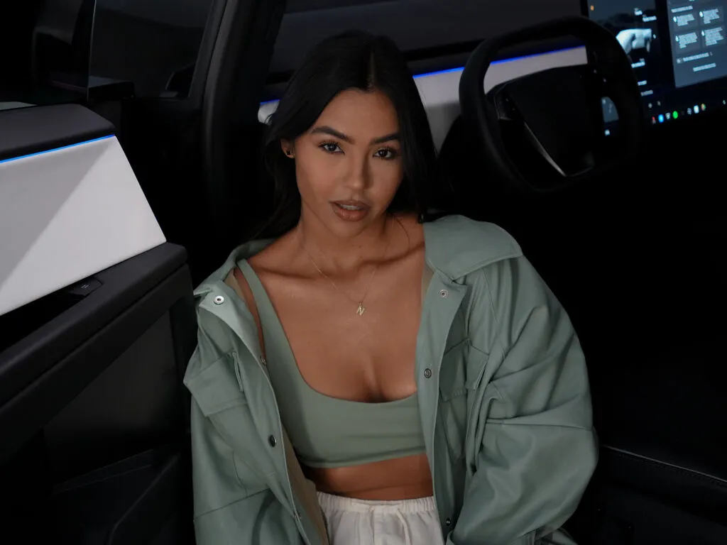 IsabellaMatters's Thumb Image