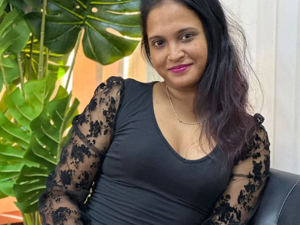 JasmineLoony's Thumb Image