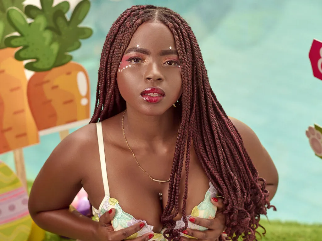 LindaBree's Thumb Image