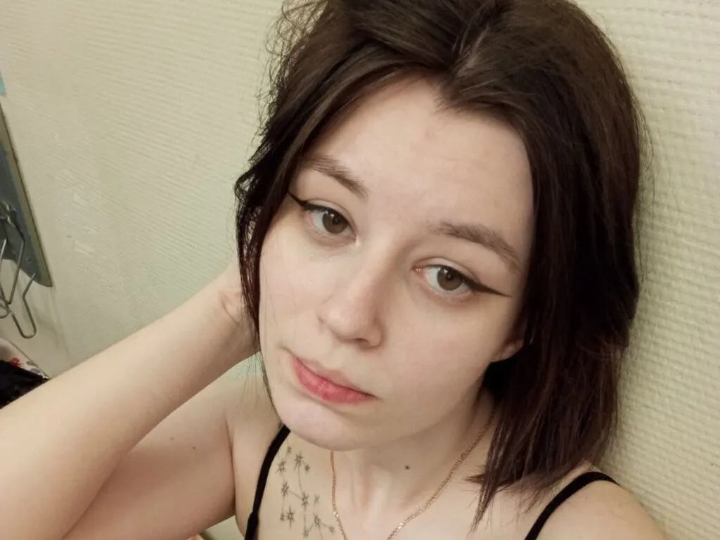 MaeHiatt's Thumb Image