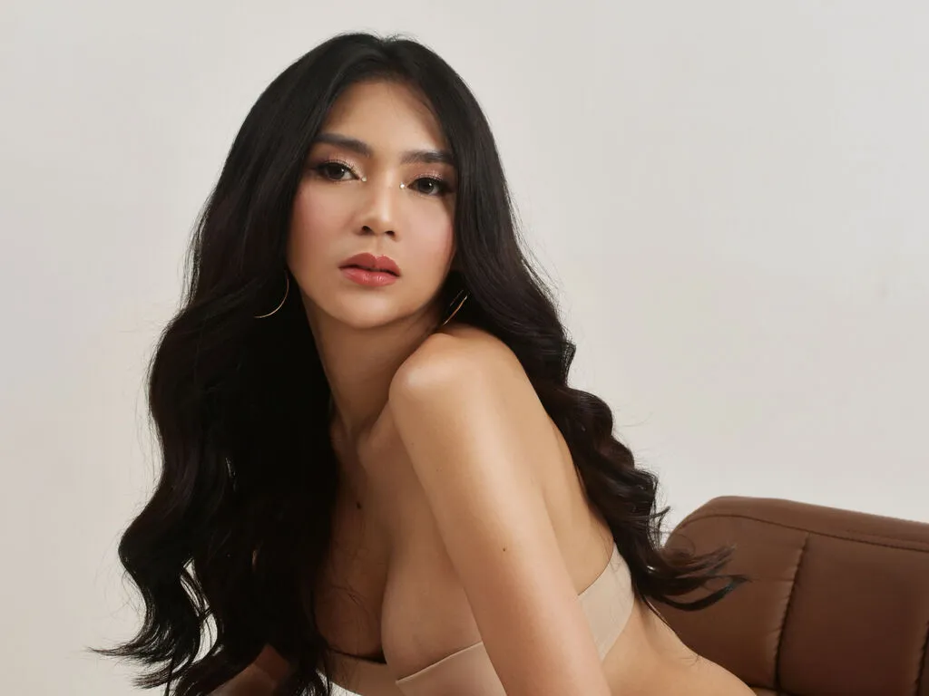 MariaEllamae's Thumb Image