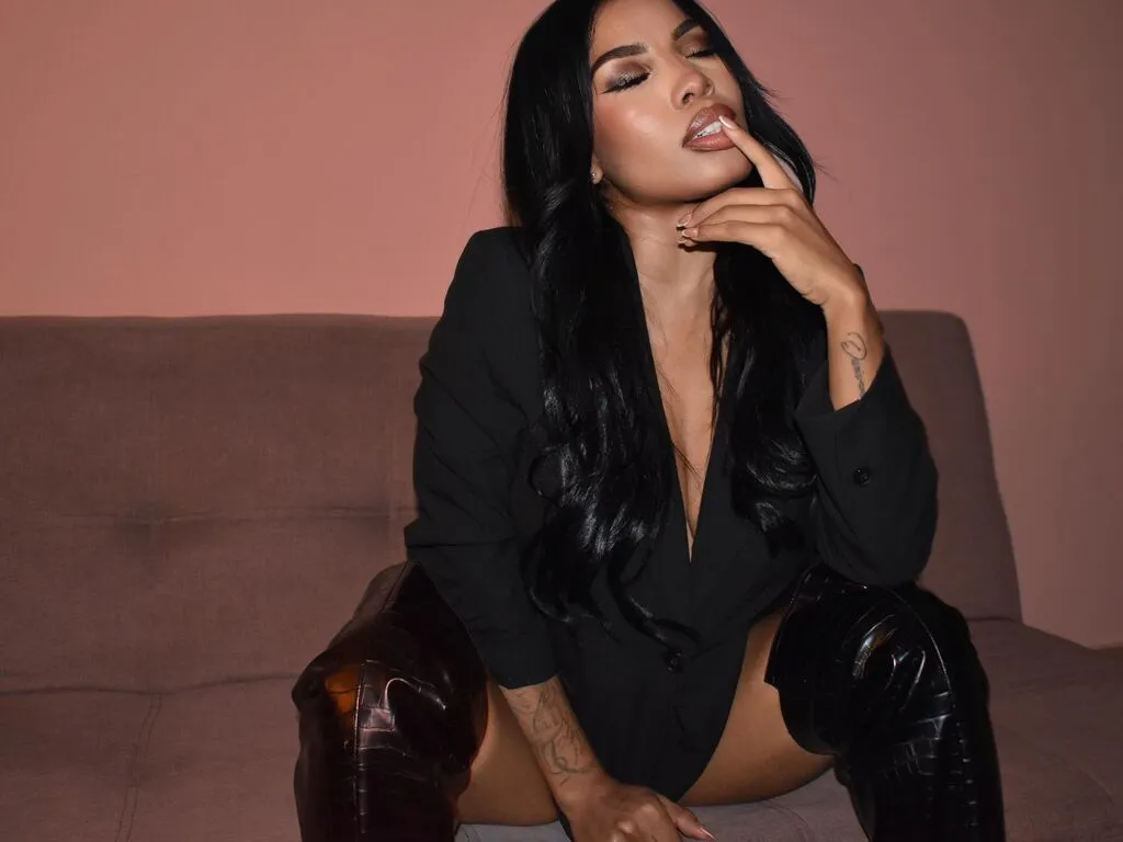 NaomiWest's Thumb Image